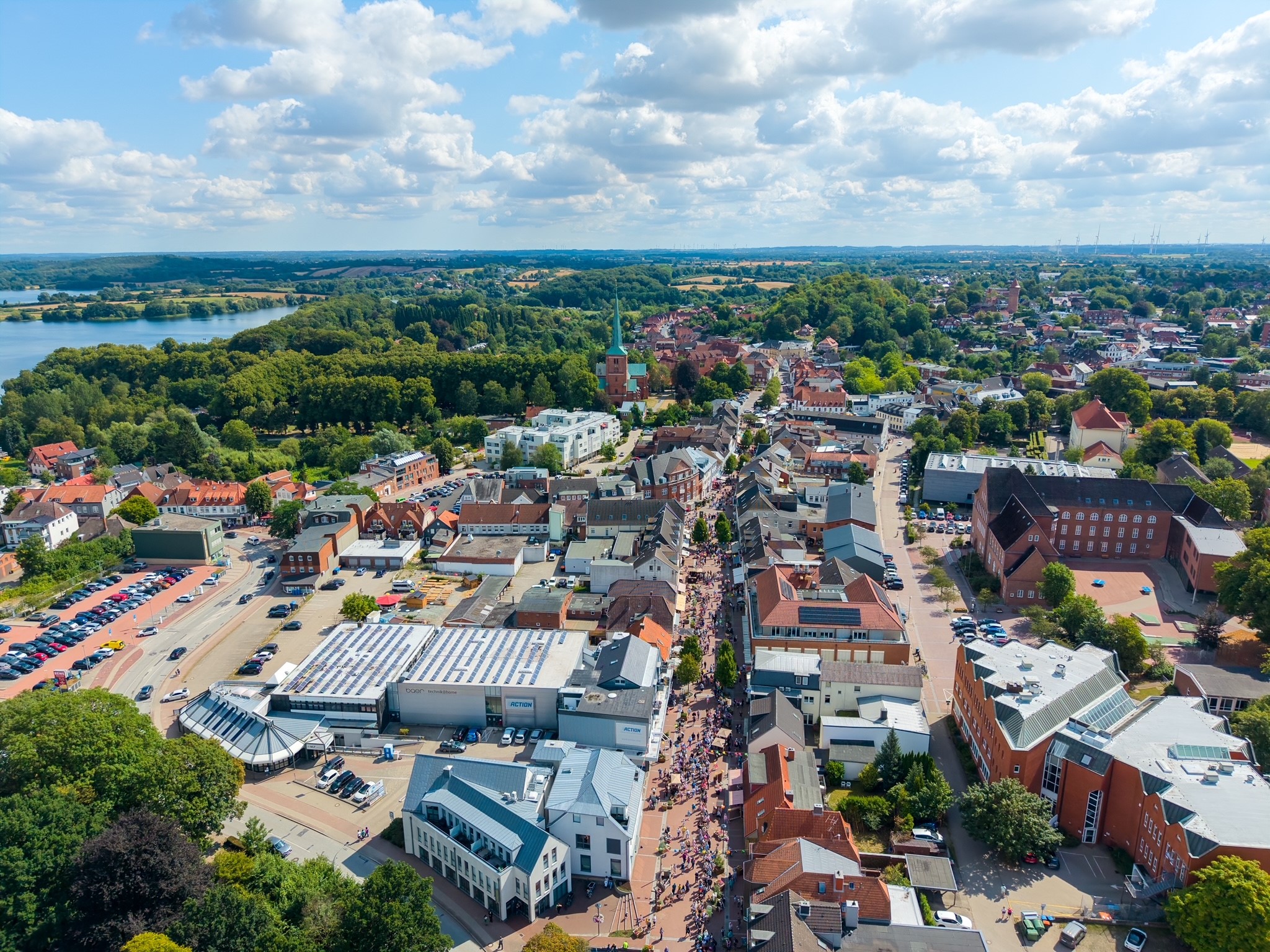Gute Bedingungen für Unternehmen schaffen, unsere Innenstadt stärken und Bad Segebergs besondere Bedeutung als Gesundheitsstandort weiterentwickeln.