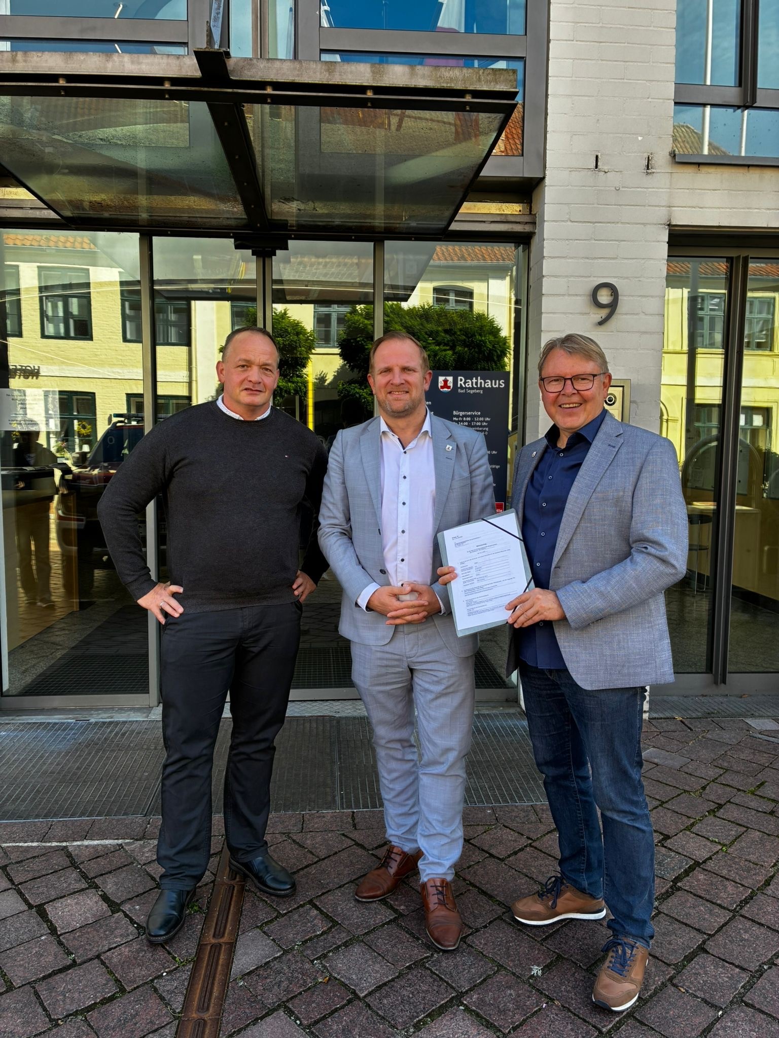Fünf Jahre Bürgermeister von Bad Segeberg – fünf Jahre voller Herausforderungen, Entscheidungen und vieler Veränderungen. Jetzt ist meine Bewerbung für eine zweite Amtszeit eingereicht. Warum ich weitermachen möchte und was ich mit Bad Segeberg noch vorhabe.